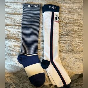 FIGS compression sock bundle